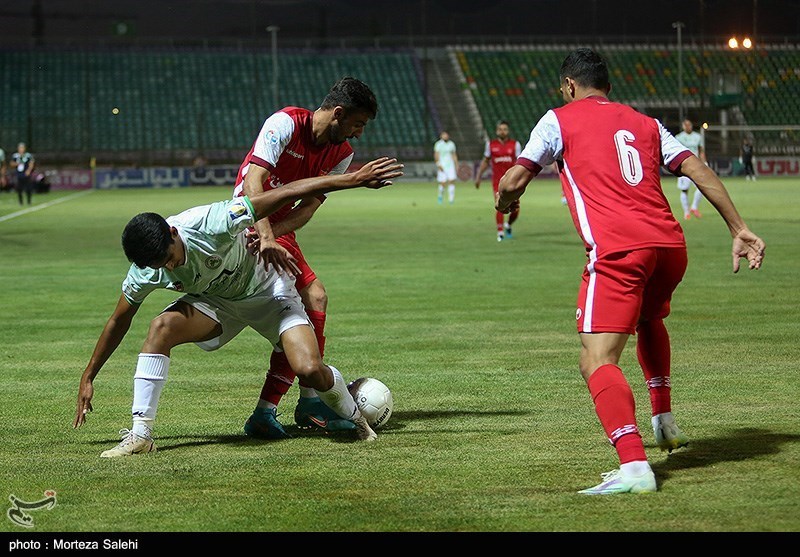 درخشان: موفقیت لوکادیا به هافبک‌های پرسپولیس وابسته است/ تیمِ گل‌محمدی در اصفهان بدشانس بود