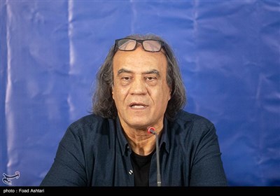 حضور سیف‌الله صمدیان در نشست خبری ششمین دوره نشان سال عکاسی مطبوعاتی ایران