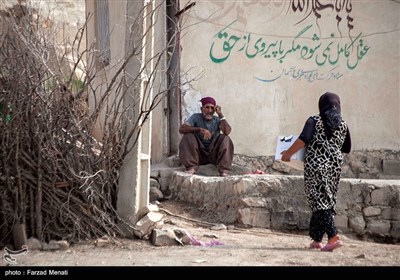 توزیع بسته های معیشتی توسط بنیاد مستضعفان در کرمانشاه
