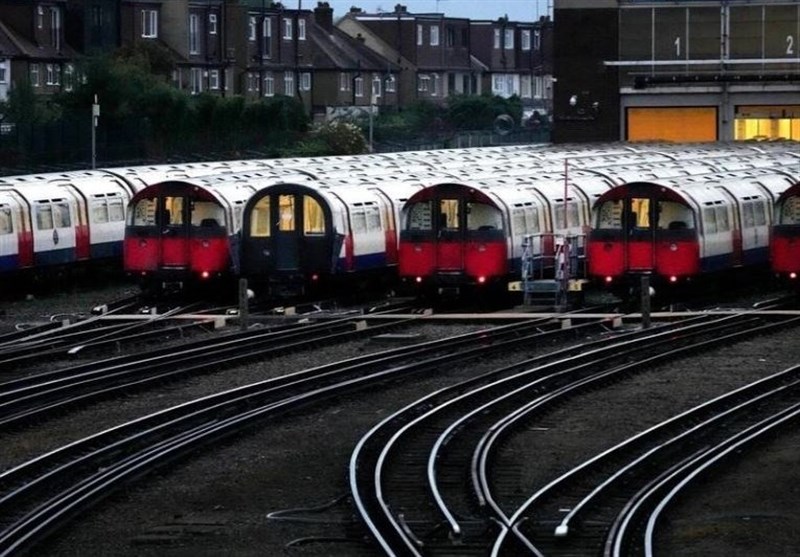 Strikes Halt London&apos;s Transport Network as Inflation Affects Wages