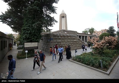 بازدید دانشجویان خارجی از اماکن تاریخی همدان