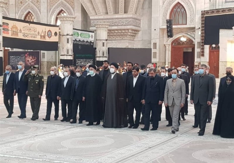 حضور رئیسی و اعضای هیات دولت در مرقد امام خمینی (ره)