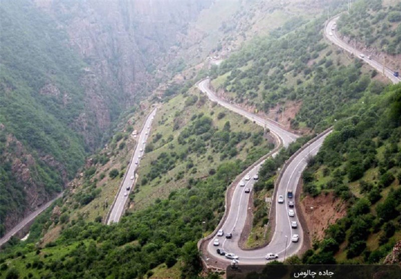 محورهای مواصلاتی مازندران لغزنده است/جاده چالوس بازگشایی شد