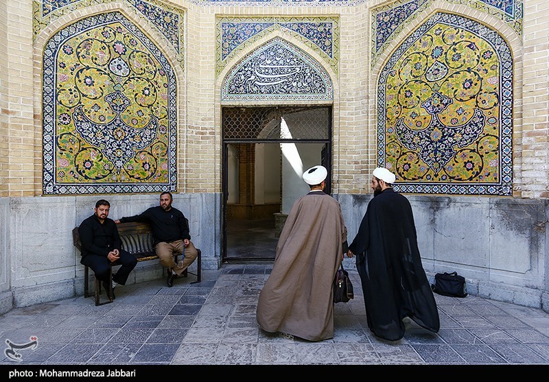 درخواست و نیاز مردم جامعیت طلاب و فضلای جوان است