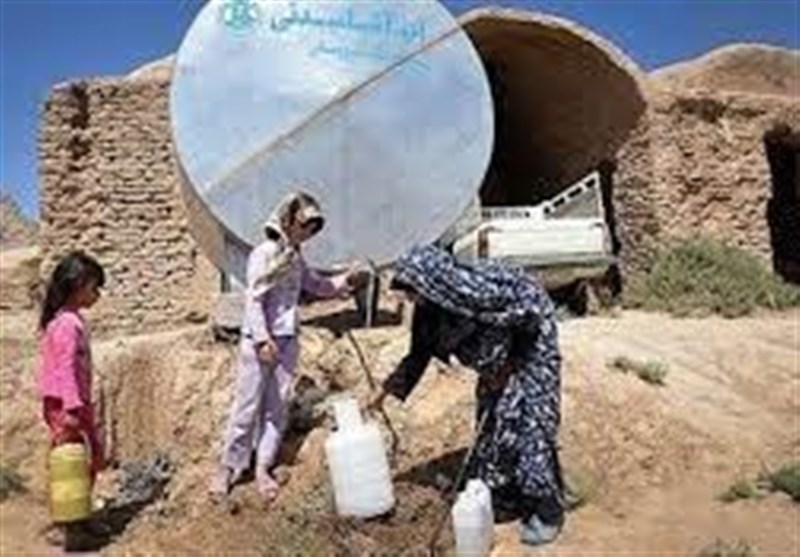 عملیات آبرسانی به 12 روستای شهرستان محروم لنده آغاز شد