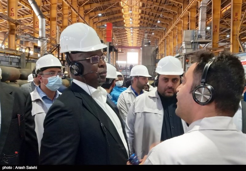 وزیر نفت نیجریه از بزرگ‌ترین تولیدکننده مخازن گازی در قزوین بازدید کرد + تصاویر