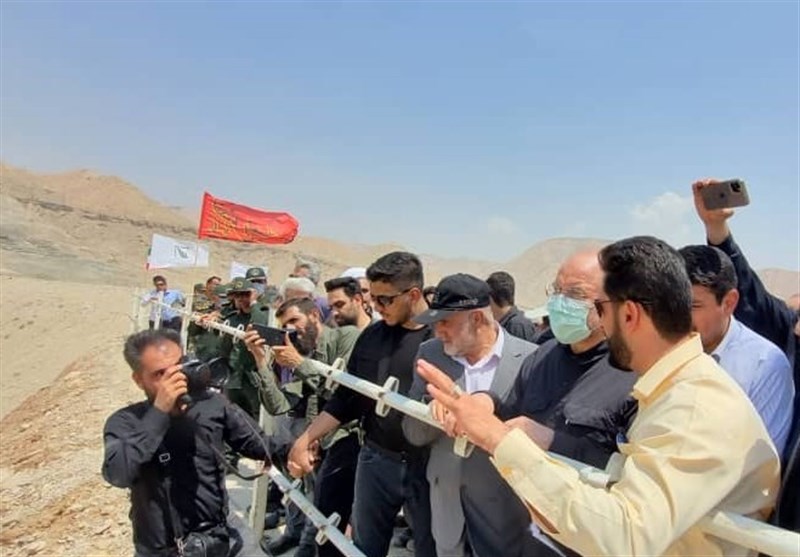 رئیس مجلس از روند ساخت سد دالکی دشتستان بازدید کرد + تصویر