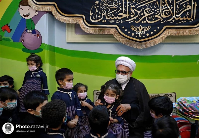 حضور تولیت آستان قدس در جمع کودکان مرکز بهزیستی مشهد + فیلم