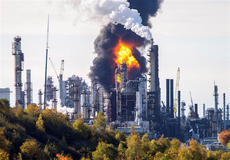 انفجار پالایشگاه نفت در کانادا 8 زخمی برجا گذاشت