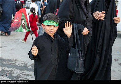 اهتزاز پرچم عزای امام حسین (ع) در شلمچه