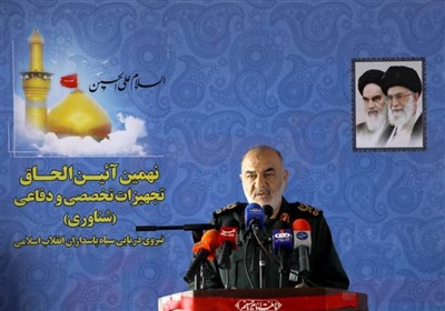  سردار سلامی: به فرازهای درخشانی از تقابل راهبردی رسیده‌ایم 