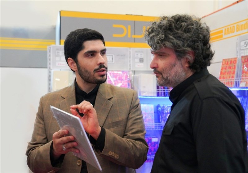 بازدید معاون سیما از نمایشگاه نوشت‌افزار ایرانی اسلامی/ آیا امکان تبلیغات ارزان یا رایگان برای نوشت‌افزار ایرانی فراهم می‌شود؟