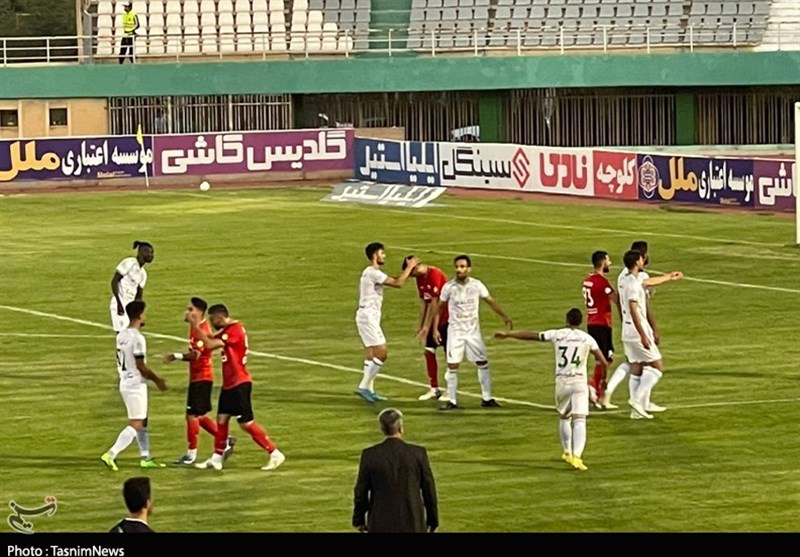 لیگ برتر فوتبال| اولین برد تراکتور با بردیف، آلومینیوم را در اُفت نگه داشت