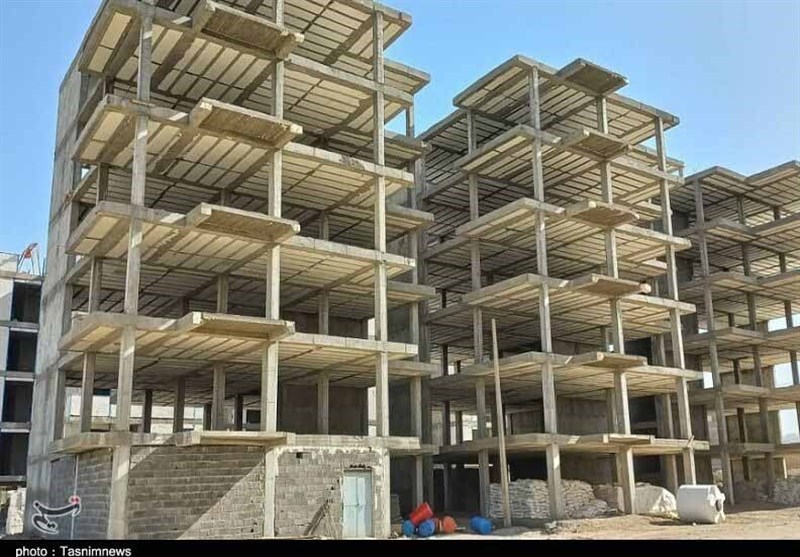 کلنگ‌زنی طرح نهضت ملی مسکن در حاجی‌آباد/ 1600 قطعه 400 متری به متقاضیان واگذار شد