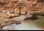 تخلیه شبانه و غیرقانونی نخاله‌های ساختمانی در حریم رودخانه‌های قزوین