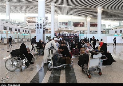 دبیر ستاد اربعین وزارت راه: زائرانی که بلیط ندارند به فرودگاه‌ها مراجعه نکنند 
