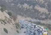 ترافیک سنگین در مرز خسروی؛ ظرفیت مرز‌ اشباع شد