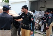 گاردین: پاکستان مهاجرین افغانستانی دارای مدارک معتبر کمیساریای سازمان ملل را نیز بازداشت می‌کند