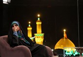 اجرای زنده مژده لواسانی در پیاده‌روی اربعین