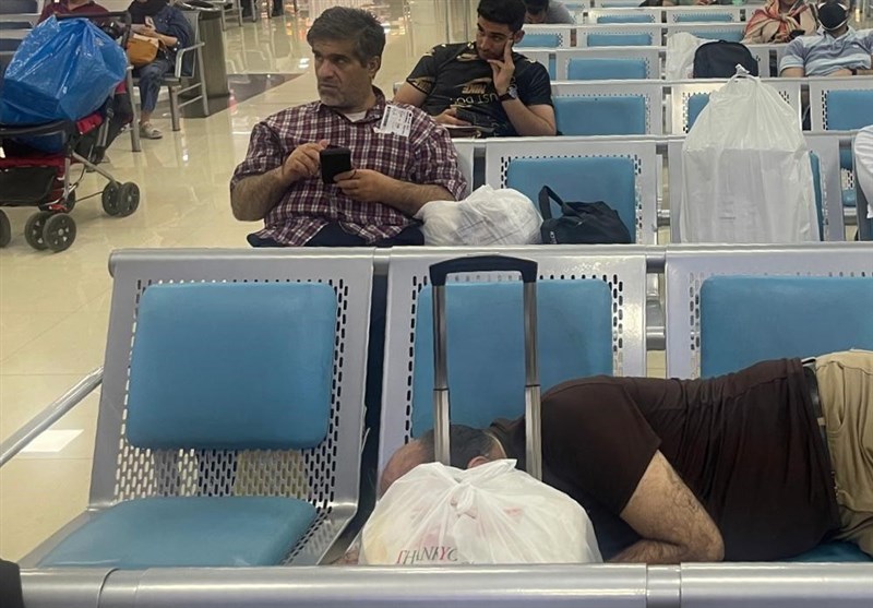 گشت مشترک وزارت راه و تعزیرات حکومتی؛ دفتر 2 ایرلاین گرانفروش در فرودگاه مهرآباد پلمب شد