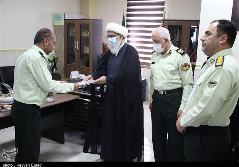 قدردانی امام جمعه بوشهر از خدمات پلیس مهاجرت و گذرنامه +تصاویر