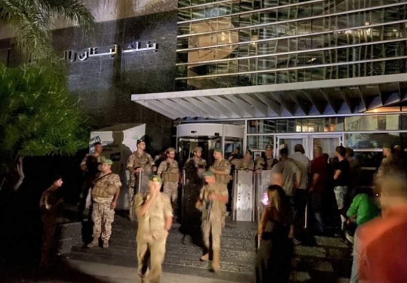 تداوم حمله به بانک‌های لبنان برای گرفتن سپرده