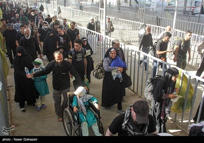 بازگشت زائران اربعین از مرز مهران