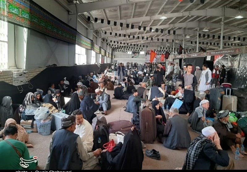 کاروان‌های زیارتی افغانستان وارد مرز دوغارون شدند