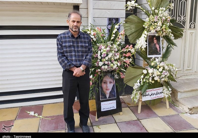 تکذیب ادعای رسانه‌های ضدانقلاب/ پدر مهسا امینی در بازداشت نیست