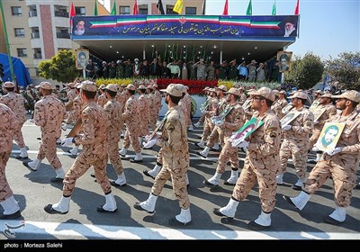 مراسم رژه نیروهای مسلح در اصفهان 