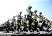 رژه نیرو‌های نیروهای مسلح مستقر در گلستان برگزار شد