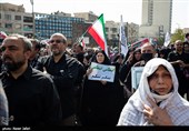 راهپیمایی نمازگزاران تهرانی در محکومیت اغتشاشات اخیر