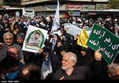 راهپیمایی نمازگزاران تهرانی در محکومیت اغتشاشات اخیر