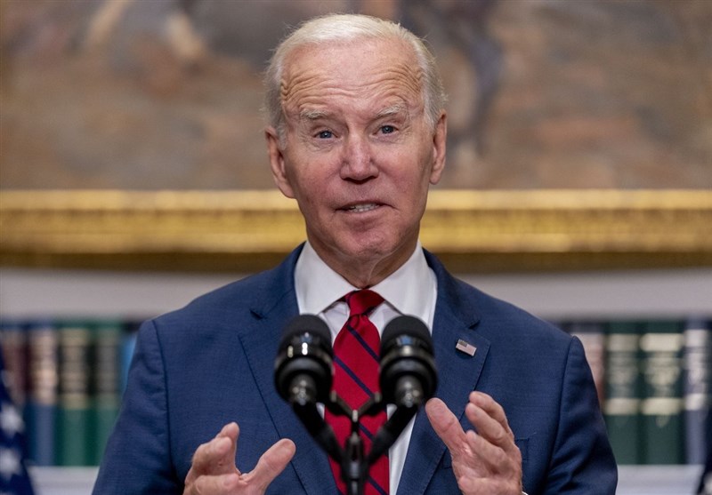 43% of Americans Say Biden &apos;Probably Deliberately Kept&apos; Classified Documents: Poll