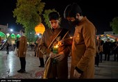 آیین لاله گردانی شام شهادت امام رضا (ع) در حرم مطهر حضرت شاهچراغ (ع)