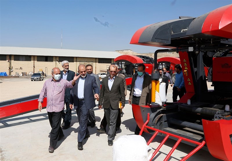 افتتاح خط تولید دستگاه سیلاژ یونجه با حضور وزیر کشور