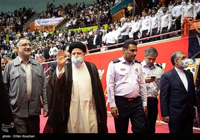 حضور آیت الله رئیسی رئیس جمهور و علیرضا زاکانی شهردار تهران در آئین گرامیداشت روز آتش نشان