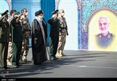 حضور رهبر معظم انقلاب در مراسم دانش‌آموختگی دانشگاه‌های افسری نیروهای مسلح