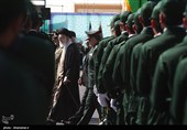 حضور رهبر معظم انقلاب در مراسم دانش‌آموختگی دانشگاه‌های افسری نیروهای مسلح