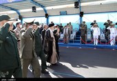 حضور رهبر معظم انقلاب در مراسم دانش‌آموختگی دانشگاه‌های افسری نیروهای مسلح