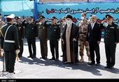 حضور رهبر معظم انقلاب در مراسم دانش‌آموختگی دانشگاه‌های افسری نیروهای مسلح