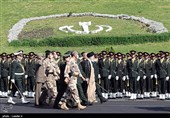 حضور رهبر معظم انقلاب در مراسم دانش‌آموختگی دانشگاه‌های افسری نیروهای مسلح
