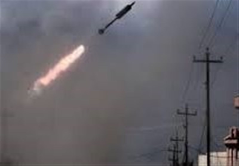 شلیک 6 راکت به بصره عراق/ مقابله حشد شعبی با تروریست‌ها در بصره