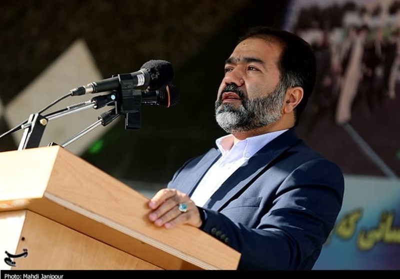 استاندار اصفهان: هجمه‌ها علیه فراجا در اغتشاشات اخیر نادرست بود