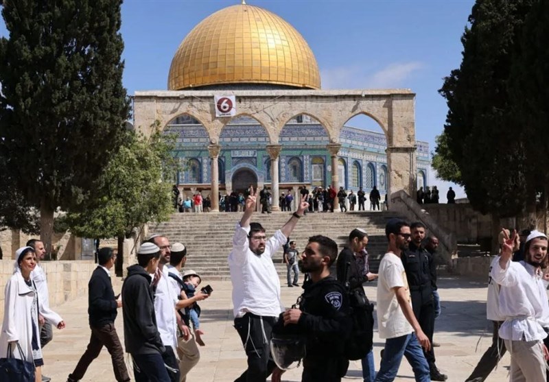 Jordan Denounces Israeli Settlers&apos; Violations on Al-Aqsa Mosque Compound