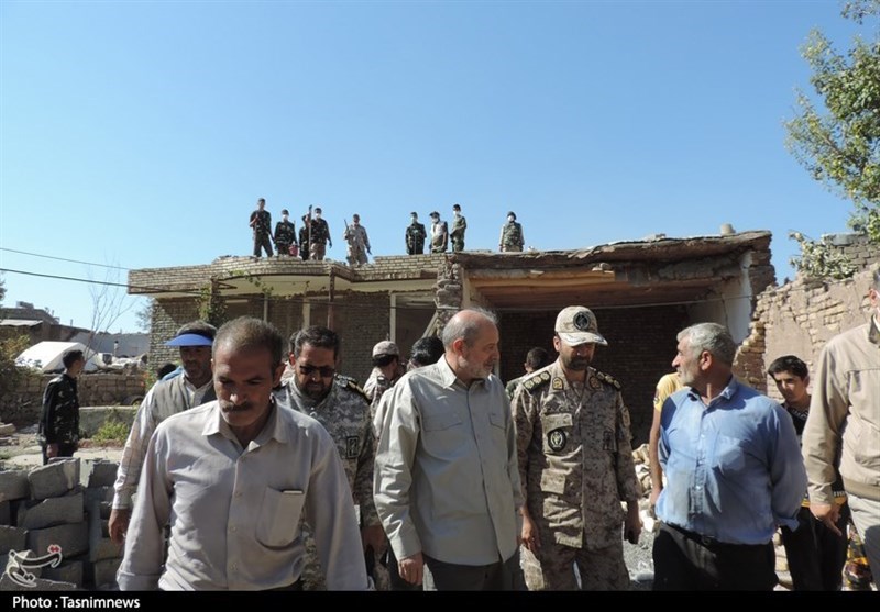 بازدید فرمانده قرارگاه حمزه سیدالشهدا(ع) از امدادرسانی به زلزله‌زدگان خوی + تصاویر