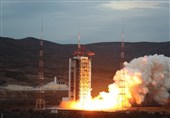 چین 14 ماهواره را به‌طور همزمان به فضا فرستاد!