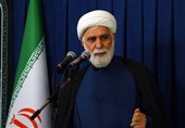 امام جمعه کیش: دشمنان از اقتدار جمهوری اسلامی ایران در هراس هستند