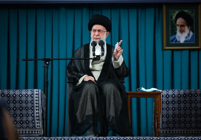 یادداشت | چرا رهبر انقلاب بر ترس غرب از الگوی پیشرفت ایران تأکید کردند؟
