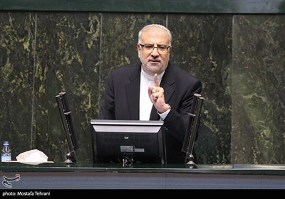  جواد اوجی وزیر نفت در صحن علنی مجلس شورای اسلامی، امروز سه شنبه 26 مهرماه 1401